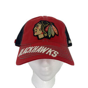 Reebok Chicago Black Hawks NHL Red Embroidered Spell Out Hat Chief Patch Snap